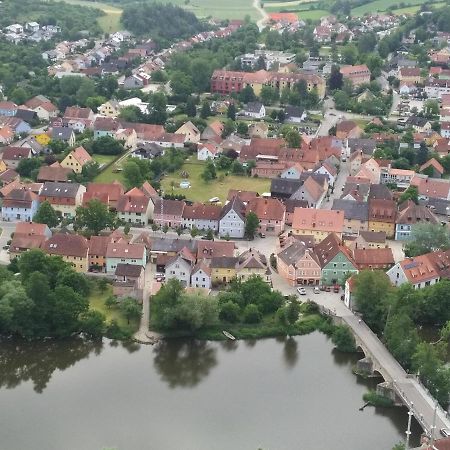 Ferienwohnung Kallmuenz_Luftschloss Экстерьер фото